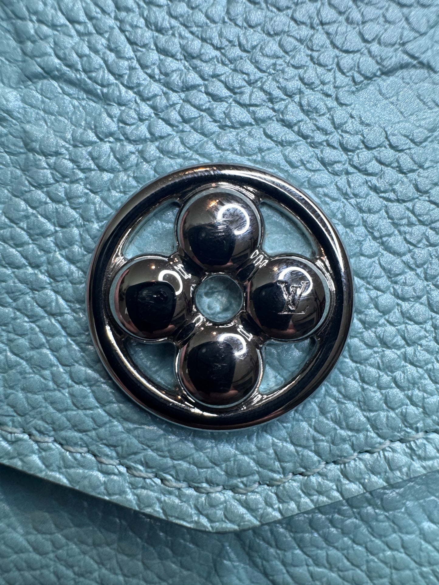 Louis Vuitton Monogram Empreinte Sarah Pearly Lagoon Turquoise Wallet